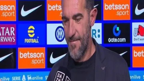 C罗40岁书写辉煌，国家队22载进球传奇，打破世界纪录