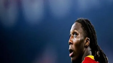 库里归来助力勇士终止连败，对战快船：库里贡献23分6助攻，与巴特勒同场16胜2负